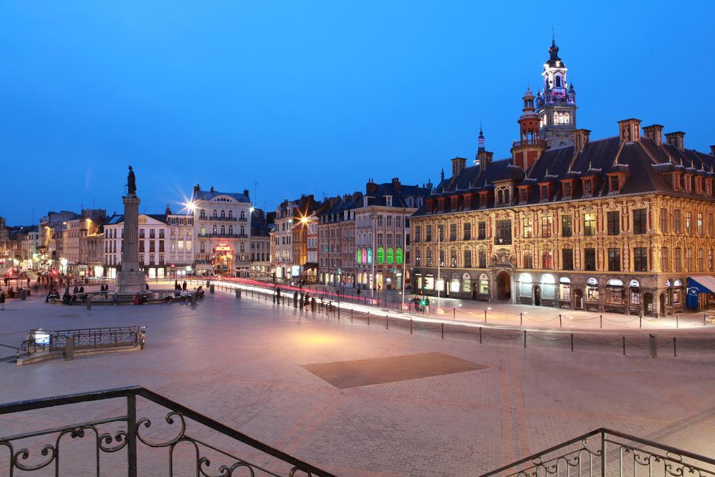 Hotel De La Paix Лил Екстериор снимка