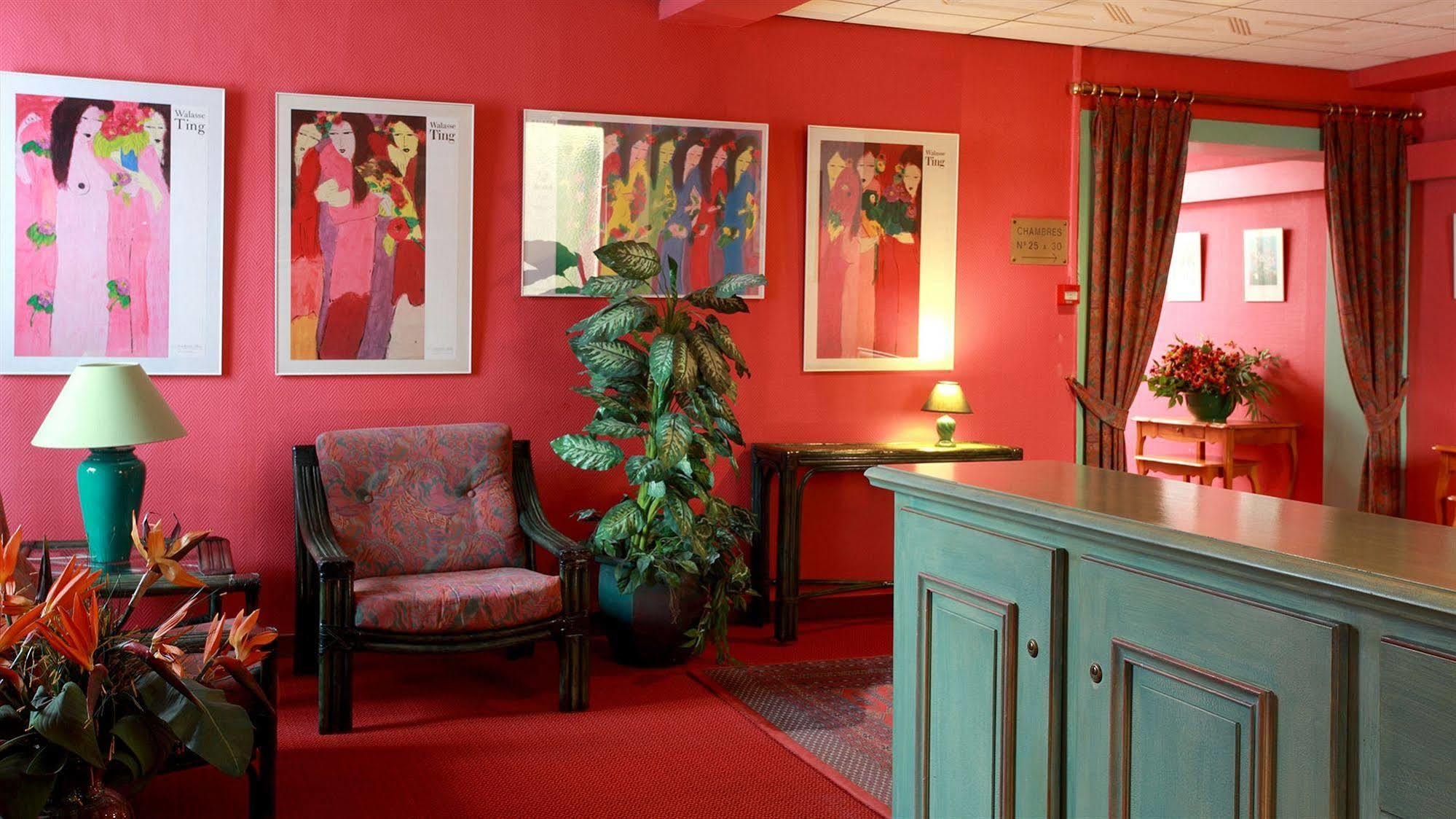 Hotel De La Paix Лил Екстериор снимка